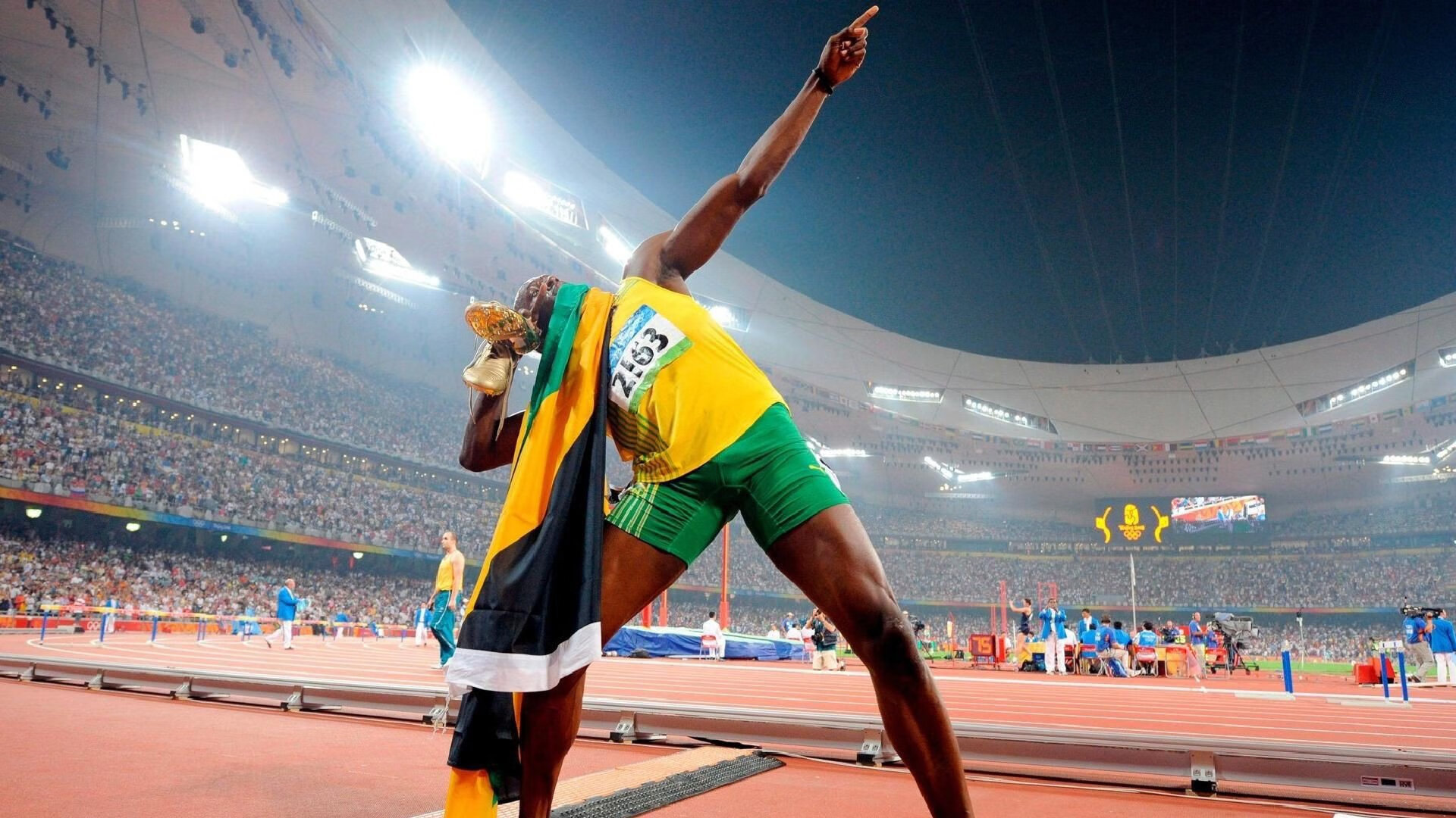 字母哥点燃中国观众，沸腾之夜见证传奇归来，字母哥点燃中国观众，沸腾之夜见证传奇归来